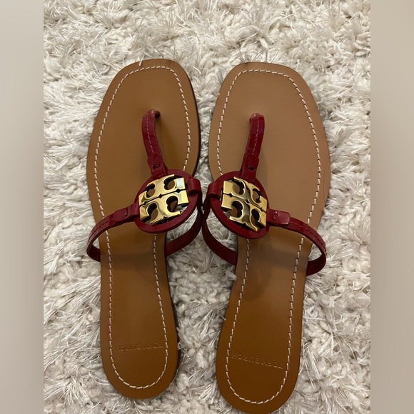 Tory Burch Size 8.5 red sandals - Picture 1 of 3